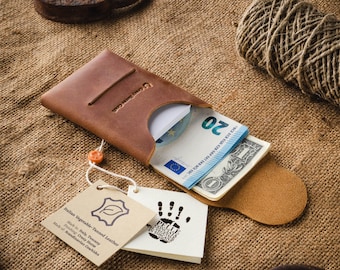 Cartera de cuero delgada, tarjetero minimalista, cartera personalizada grabada, tarjetero de visita, cartera para hombre, regalo para ella, cuero Crazy Horse