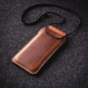 Necklace leather iPhone case personalized slim crossbody sleeve holder gift for him phone strap Crazy Horse iPhone 17 Pro Max Air 16 Plus 15 Classic Brown