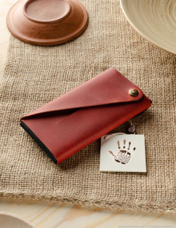Can anyone legit check this card holder for me please? Any help is  appreciated!! : r/Louisvuitton