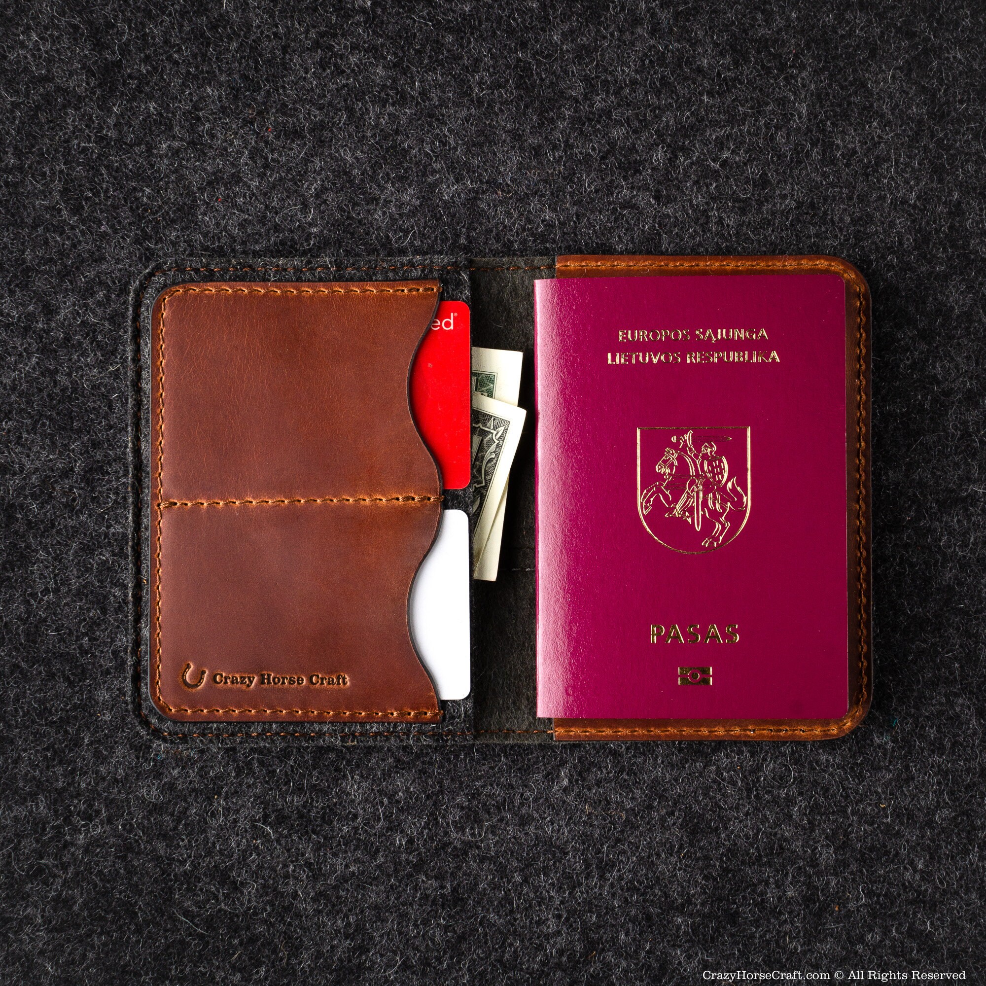 Funda billetera Airtag vegetal curtida cuero italiano viaje pasaporte soporte para tarjetas - Imagen 7 de 16