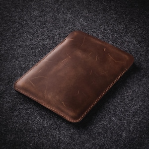 Funda para Kindle de piel curtida vegetal italiana Kindle Paperwhite de 7" con 6 fundas para libros electrónicos Funda Colorsoft para Kindle Paperwhite de 11" Soporte para Kindle Paperwhite Wood Brown