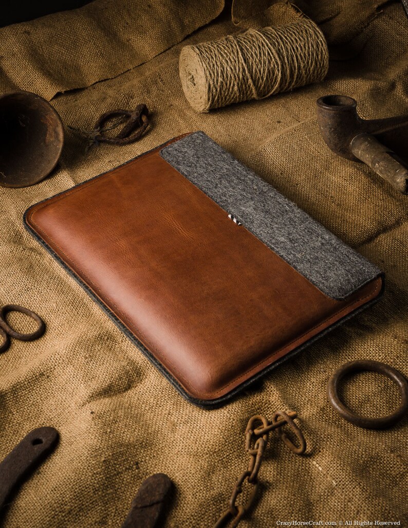 Macbook Pro 16 Inch Case Macbook Pro 16 Sleeve 100 Wool Felt Etsy