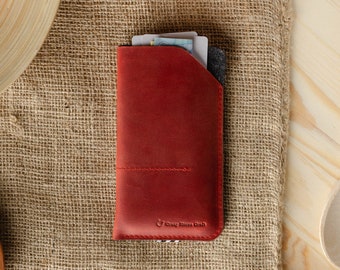 iPhone 12 Pro red case / wallet with cardholder iPhone 12 sleeve cover German Wool felt Italian Crazy Horse leather iPhone 12 Pro Max pocket