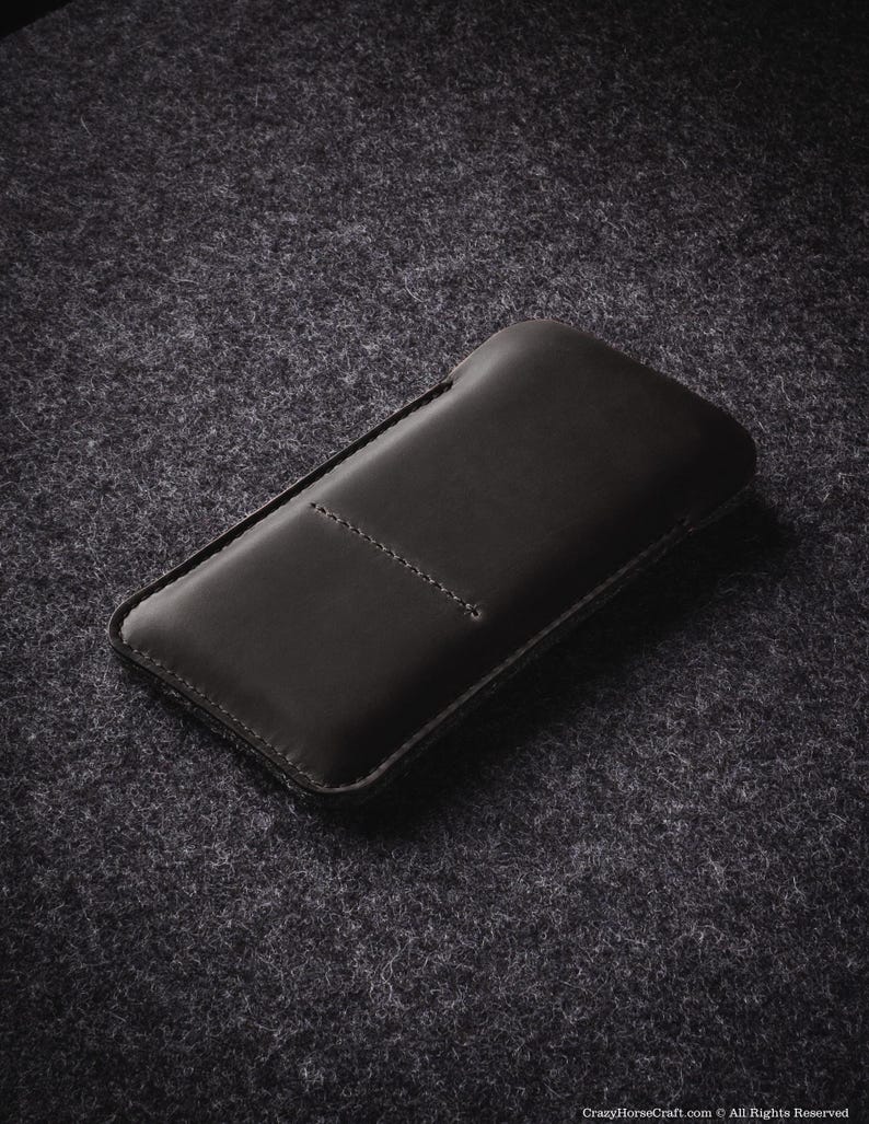 Leather iPhone case sleeve wallet personalized slim card holder gift for him her Crazy Horse iPhone 17 Air Pro Max 16 Pro Plus iPhone 17e 15 Carbon Black
