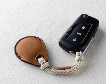 Leather AirTag Case, Keyfob, Key Ring Holder, Brown Italian Vegetable Tanned Crazy Horse Leather Loop, Handmade Bag Charm, Air Tag Keychain