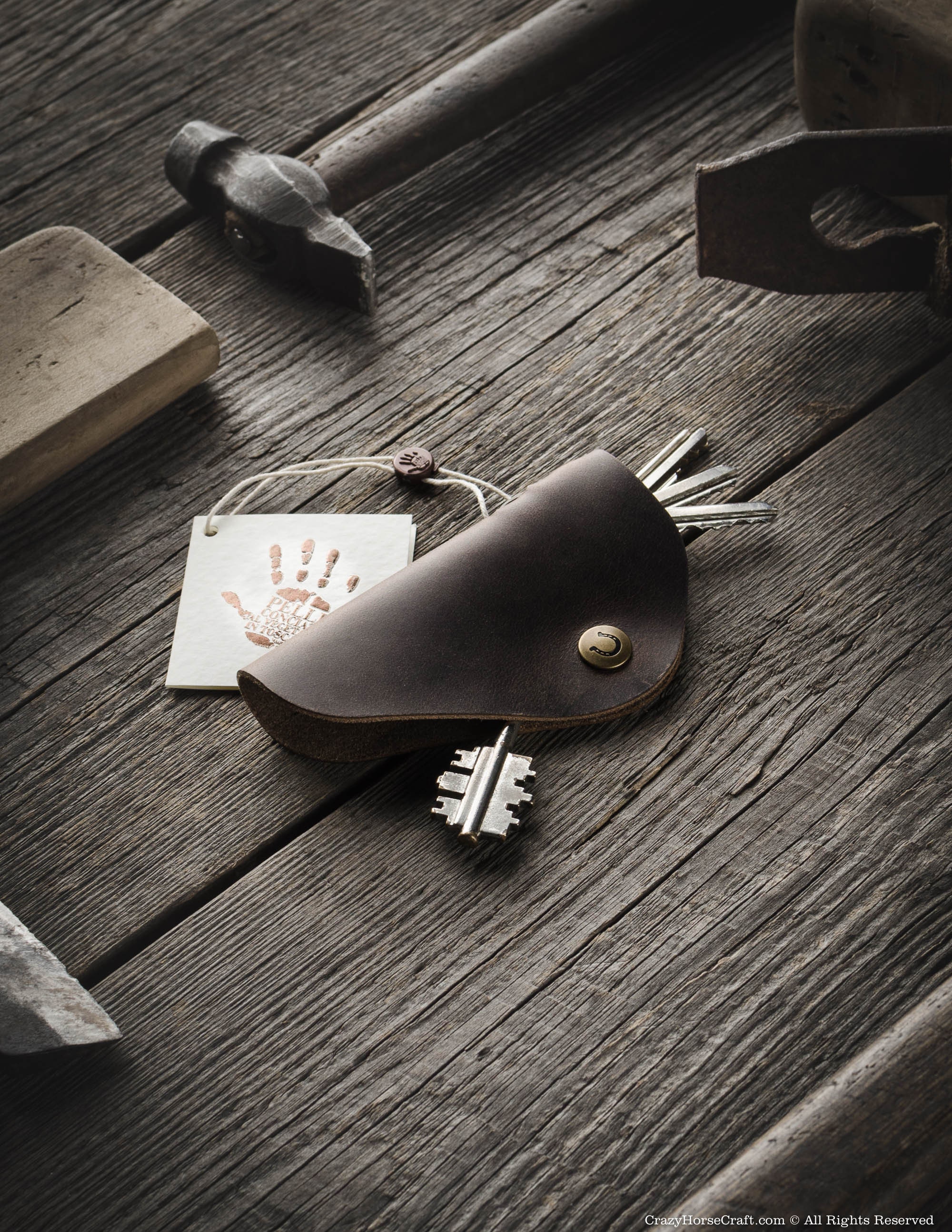 Orbitkey Leather Key Organizer, A Stylish Alternative to