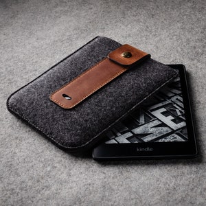 Custodia Kindle in feltro conciata al vegetale in pelle italiana Kindle Paperwhite 6 7" Custodia per eBook Kindle 11 Custodia morbida colorata Kindle Paperwhite 5 Borsa