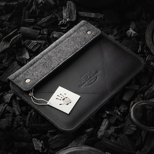 Woolnut Leather Folio Case For 12.9″ IPad Pro And 10.9″ IPad Air - Tools And Toys