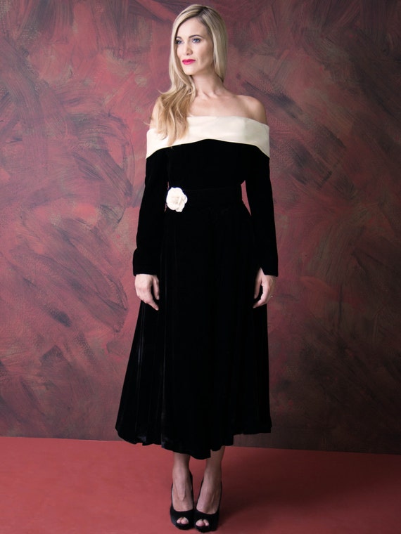 1960's style Victor Costa Velvet Dress from the 19