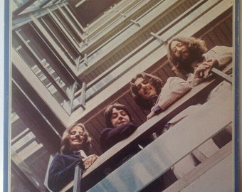 The Beatles 1967-1970-Original Double Album Set-Vinyl-Apple SKBO-3404-with lyric inserts-Yearly Press