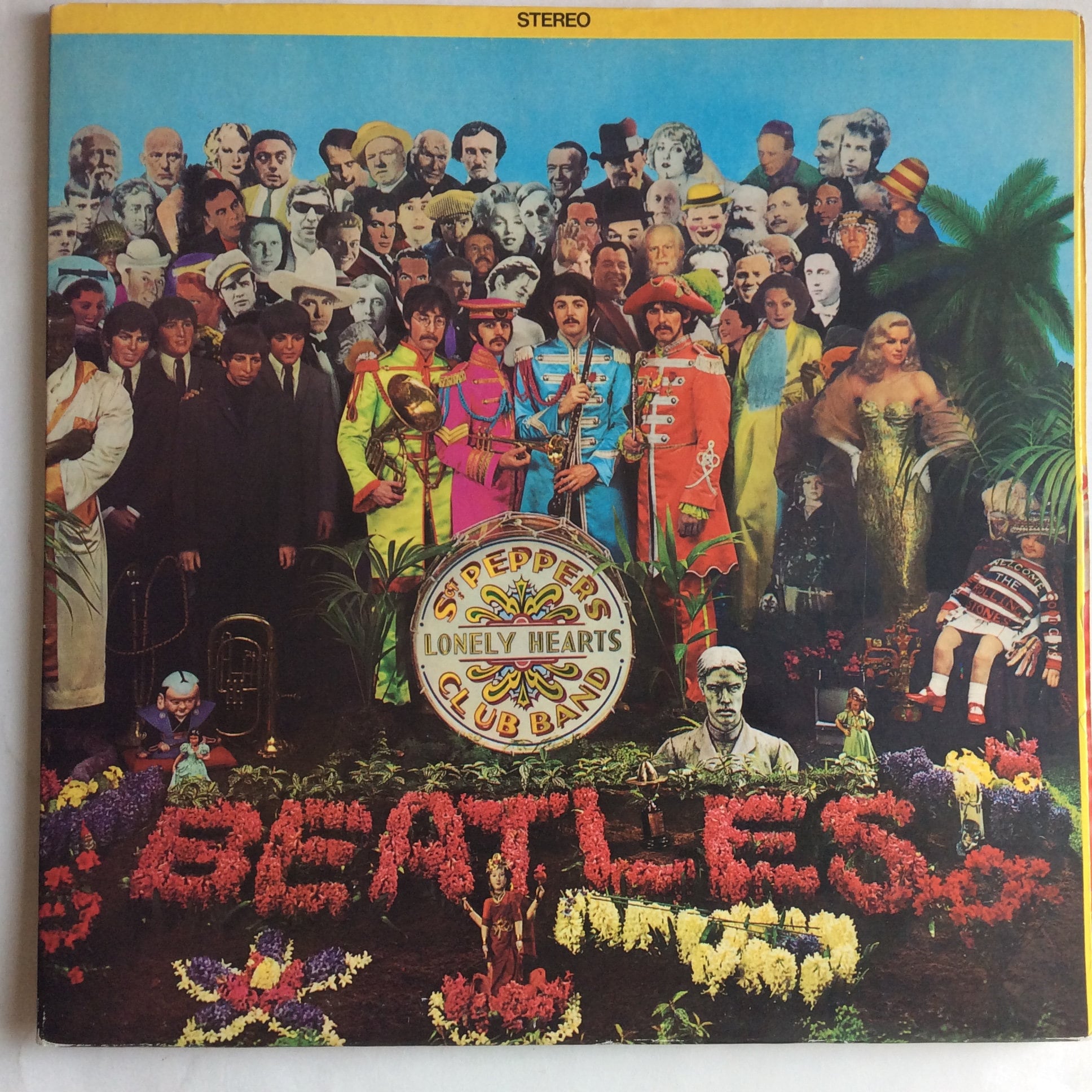 The Beatles Sgt Pepper's Lonely Hearts Club Band LP Apple