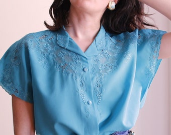 Blusa vintage de manga corta bordada en azul, camisa de los años 70 con bordado floral
