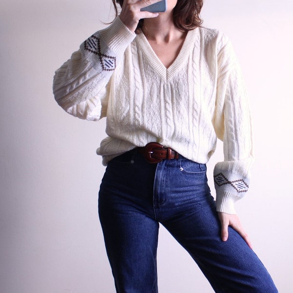 Vintage White Knit Pullover , Cable Wool V Neck Sweater