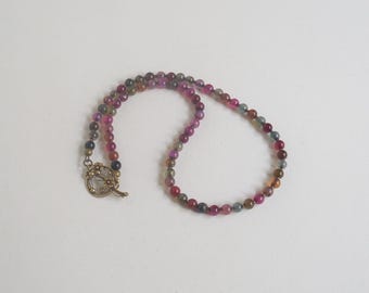 Multi-colored agate necklace