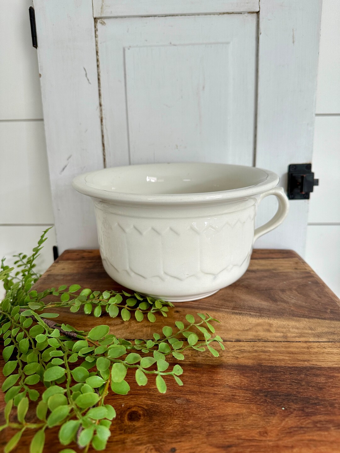 Antique Ironstone China Chamber Pot Panel Design 2 Lions Mark White ...