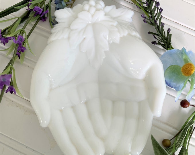 Vintage Westmoreland Milk Glass Hands Queen Victoria's Hands Pure White
