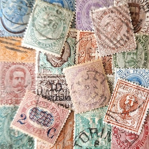 ENVÍO GRATIS; 25 sellos postales ITALIANOS antiguos usados con 100 años o más de antigüedad emitidos en los años 1863 - 1908