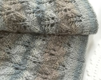 KNITTING PATTERN, PDF, Yew Tree Cowl, Beginner, Fingering Weight, Easy Lace