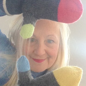 KNITTING PATTERN, PDF, Tooty Mittens, Worsted Weight, easy color block mittens