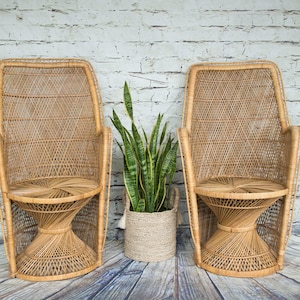 Vintage Wicker Peacock Chairs Set of 2 /Medium Size Peacock Chairs