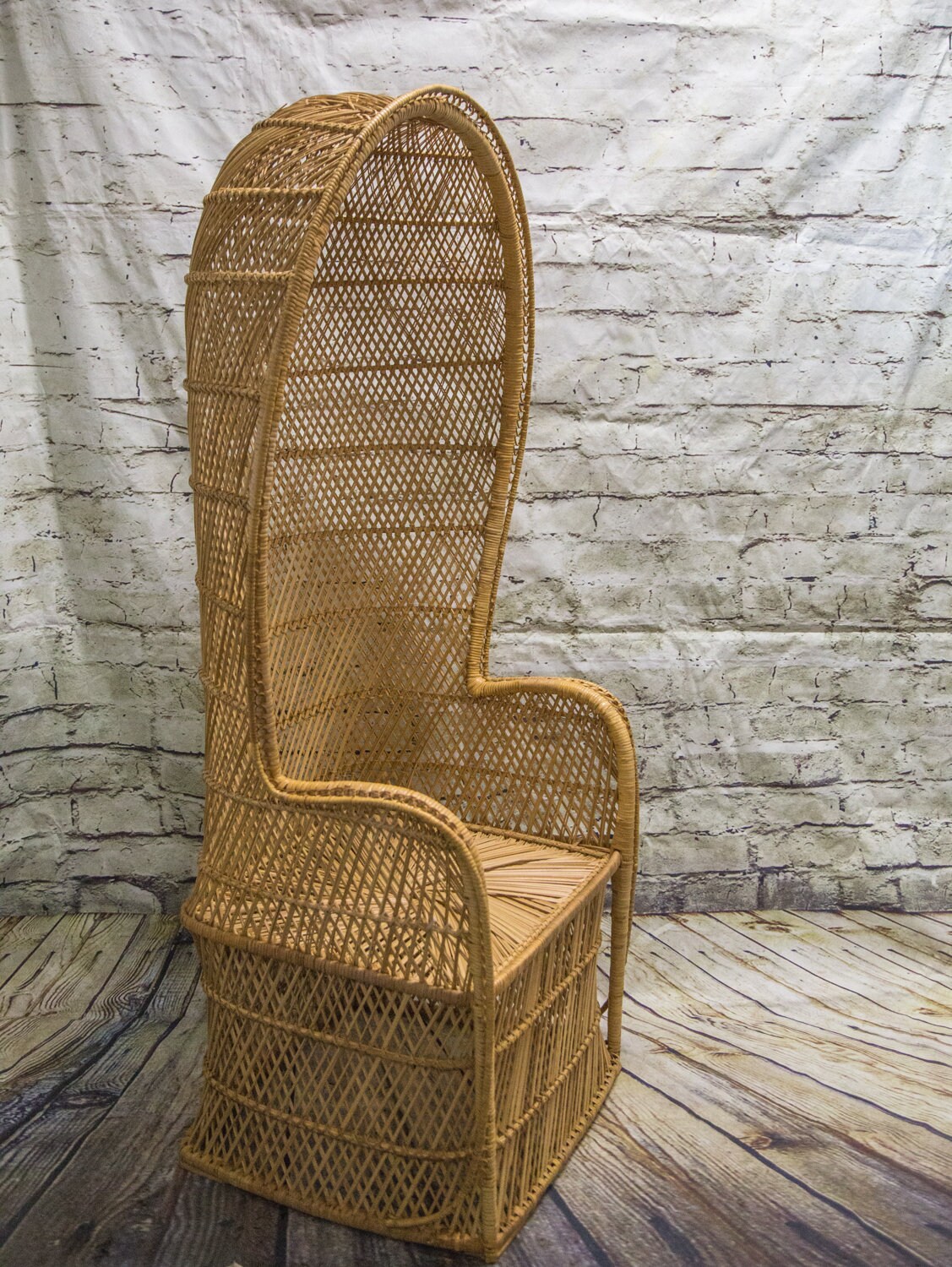 Dome wicker chair deals