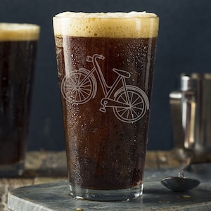 Laser Engraved Bike Pint Glass - Gift for Cyclist