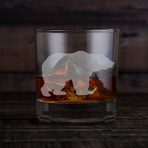 Bear Rock Glass- Juego de 2 o 4 -Old Fashioned Glass -Laser Engraved Etched Glasses