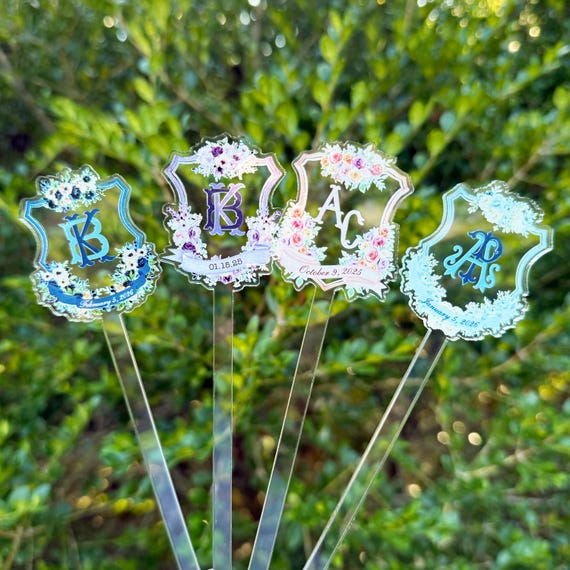 Custom Wedding Crest wedding Monogram Acrylic Stir Sticks, Cocktail Stirrers, Custom Wedding Swizzle, wedding table decor