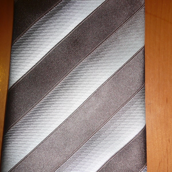 Vintage 80s Hugo Boss Mens 100% silk Tie Necktie Made in Italy