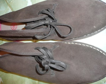 TOMMY HILFIGER denim youth mens suede brown shoes made in Romania Vintage