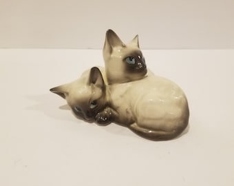 Vintage Beswick England Siamese Cats Kittens Porcelain Figurine