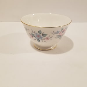 Ridgway Potteries England - Colclough 8378 - Small Bowl 4 1/2 inch