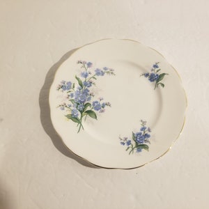 Royal Albert Förgätmigej 6 1/4" Bröd- och smörfat England Benporslin