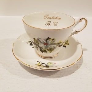 Regência - Penticton, BC. - Xícara de chá e pires - Inglaterra Fine Bone China