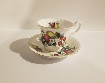 Royal Albert - Fruitpatroon - Theekop en schotel - Bone China, Engeland