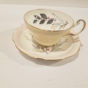 Vintage Foley 18 EB 50 Beige - Tea Cup & Saucer - Bone China, Made in England