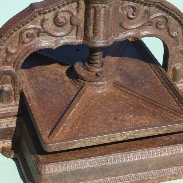 Cast Iron Book Press // Antique Book Press // Book Press // Bookbinders Book press // Bookpress // Antique French Cast Iron Book Press