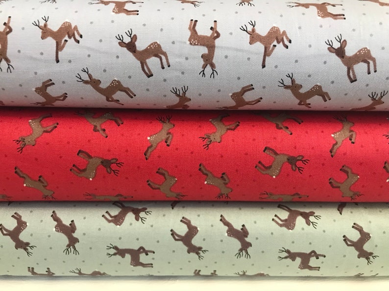 Deer Grey ~ Small Things...Country Creatures~ Lewis /& Irene 100/% Cotton