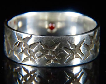 The Secret Red Ruby Silver 925 Stamping Hammered Wedding Ring, Promise ring for men, Women Unique Engagement Ring, Raw Crystal Ring,