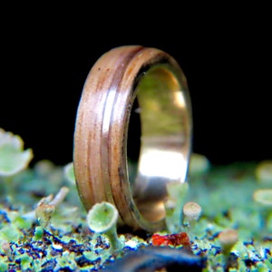 18k Gold Whiskyfass Ehering, Eichen Whiskyfass, Eichen Whiskyfass, Whiskyfass Ring, Verlobungsringe,