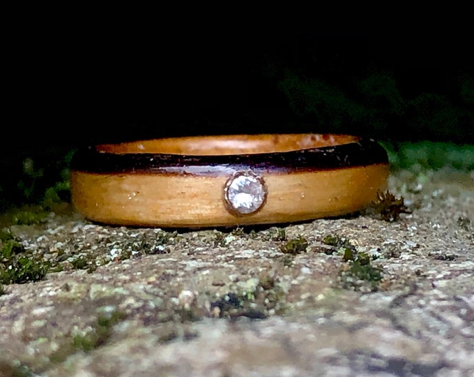 The Canadian beaver dam wood Ring- Handcrafted ring made in Montreal - Ideal for a gift