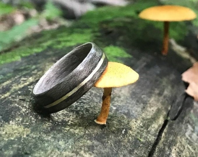 The Yellow Gold Mushroom Wooden Man ring made of Gray Canada Maple Sugar Wood, Wood ring man, Wooden ring for,  Ring made in Québec