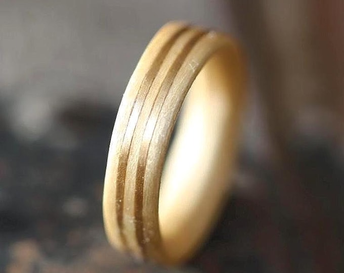 Wood Wedding Band, Maple Sugar Wooden wedding band, Wood Engagement Ring, Mens Wood Ring, Womens Wood Ring, Wooden Ring,Nature inspired ring