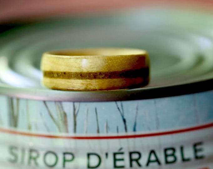 Pyrography Wood Wedding Ring – Recycled Maple Ring – Personalized Love Ring – Handmade Anniversary Jewelry