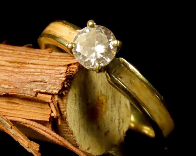 Moissanite VineYard Wood wedding bands, Moissanite Wedding ring, Diamond jewelry Canada, Mens ring, Man Wooden Ring, Wooden engagement