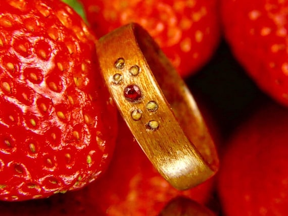 The Red Ruby Strawsberry Trinity, Made of Real grain, Valentine Gift,  Wood Ring for men, Wedding Ring for Women, Made in Quebec