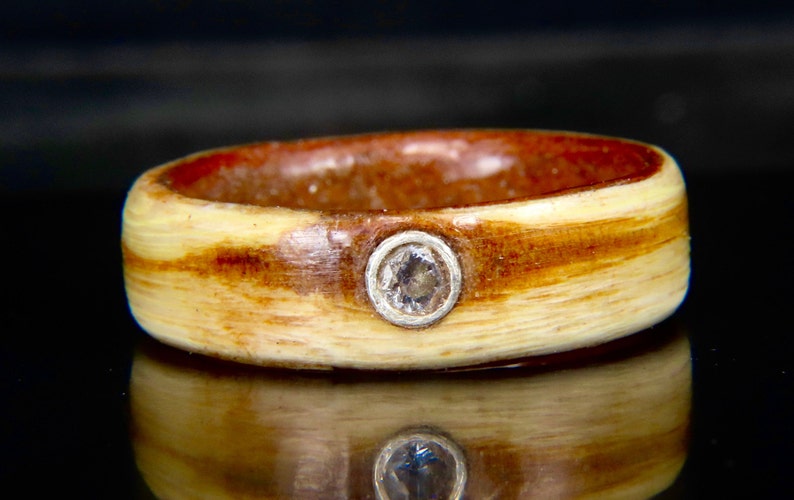 Personalized minimalist wood couple wedding ring Brazilian image 1