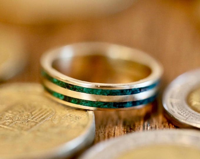 18K Gold Saint Patrick's Ring, Malachite Gemstone, Wedding Band, Men's Ring, Women's Ring, Malachite Jewelry