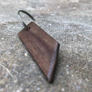 Design wooden keychain. Beaver wood keychain, handmade in Canada image 2