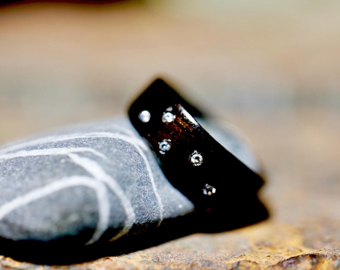 Cassiopeia Ring, Mens wood wedding band, Wooden engagement ring, Wooden ring men, Rustic wood ring, Bentwood ring, Koa wood ring, Montreal